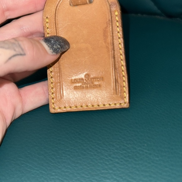 Louis Vuitton Name Tag - Picture 3 of 4